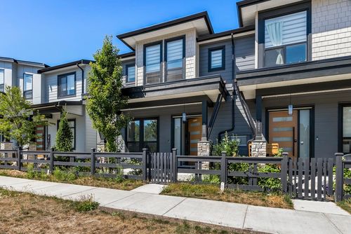 19637 76 Ave, Langley, BC, V2Y3V2 | Card Image