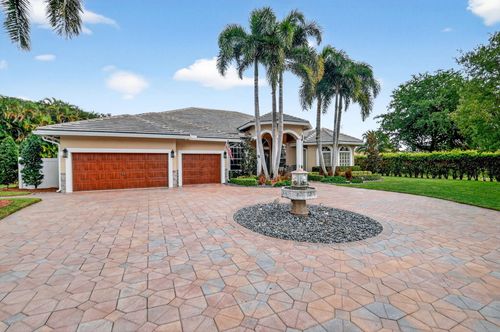 10305 Avenida Del Rio, Delray Beach, FL, 33446-2419 | Card Image