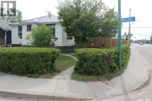2100 Wascana St, Regina, SK, S4T4J9 | Card Image