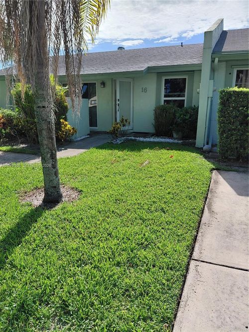 16 Camden Lane, Boynton Beach, FL, 33426 | Card Image
