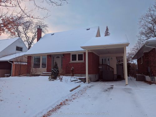 2042 Tilson St, Ottawa, ON, K1G2M7 | Card Image