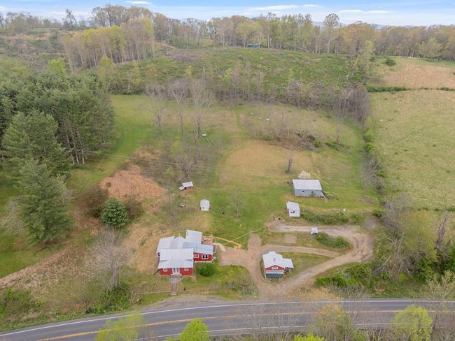 860 Floyd Hwy S, House other with 3 bedrooms, 2 bathrooms and null parking in Floyd VA | Image 74