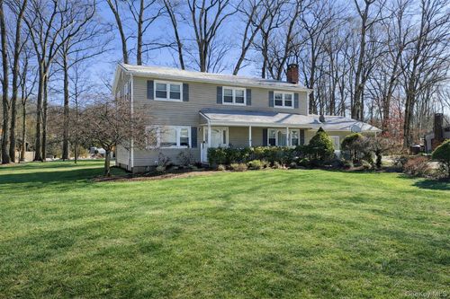 22 Palisades Ct, Pomona, NY, 10970-2708 | Card Image