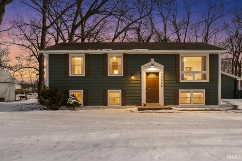 53622 Kennedy Dr, Granger, IN, 46530-9305 | Card Image