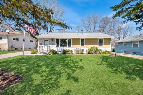 6400 46th Pl N, Crystal, MN, 55428-5123 | Card Image