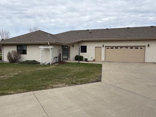 2940 12th Ave S, Moorhead, MN, 56560-3954 | Card Image