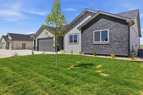 6570 Meadow Wind Way, Mills, WY, 82604 | Card Image
