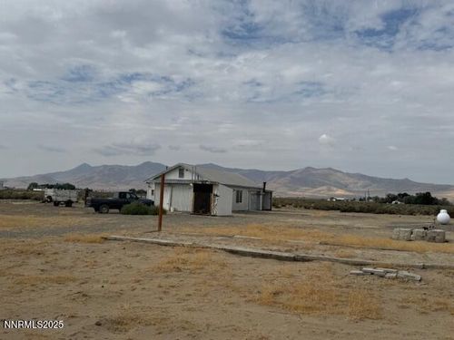 5415 Springfield Rd, Winnemucca, NV, 89445-6662 | Card Image