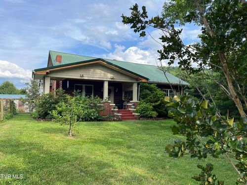136 Church St, Butler, TN, 37640-8054 | Card Image