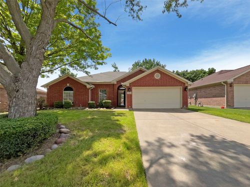 603 Jamie Ln, Mansfield, TX, 76063-7668 | Card Image