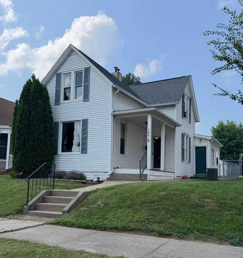 1841 Spring St, Quincy, IL, 62301-2842 | Card Image