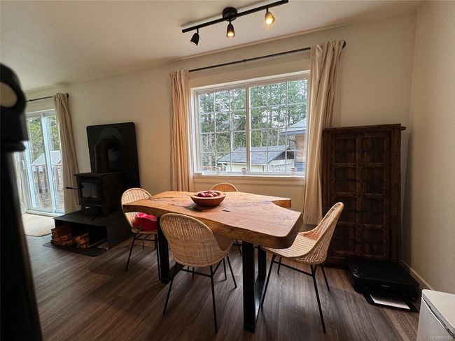 603 Hummingbird Lane, House other with 3 bedrooms, 2 bathrooms and 4 parking in Gold River BC | Image 5