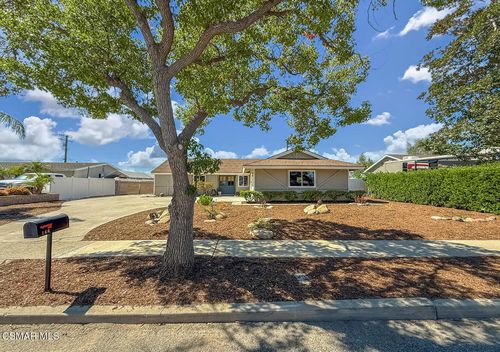 166 Sandberg Street, Thousand Oaks, CA, 91360 | Card Image