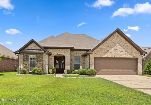 131 Greenfield Ridge Dr, Brandon, MS, 39042-7019 | Card Image