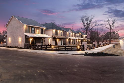 67 Holland Dr, Clarksville, TN, 37043-2628 | Card Image