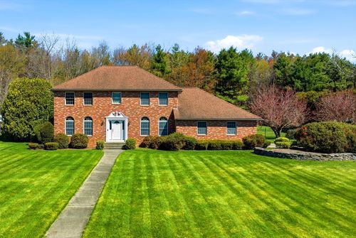 144 S Brook Rd, East Longmeadow, MA, 01028-5801 | Card Image