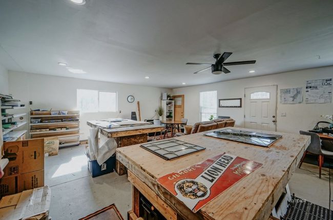 craft room/shop | Image 50
