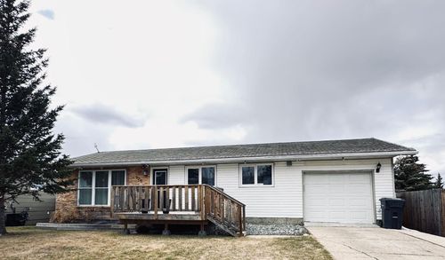 5210 49a Street, Kitscoty, AB, T0B2P0 | Card Image
