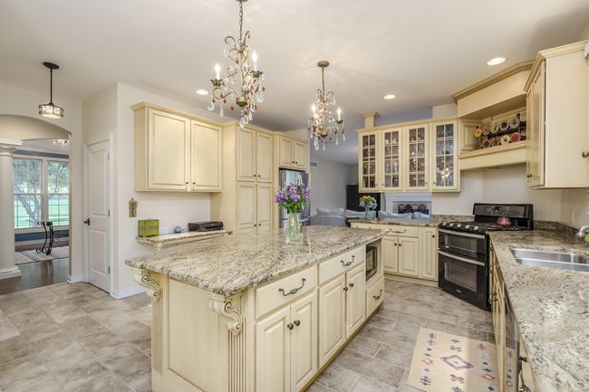 8272 Bainbridge Dr, House other with 5 bedrooms, 4 bathrooms and null parking in Mattawan MI | Image 13