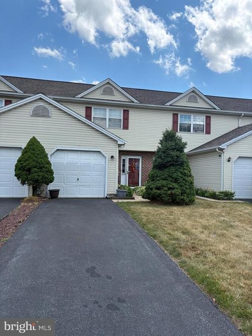 7255 Huntingdon St, HARRISBURG, PA, 17111-5275 | Card Image
