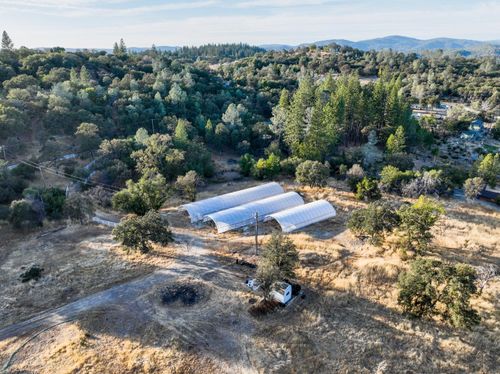 10523 Tasha Road, Nevada City, CA, 95959 | Card Image