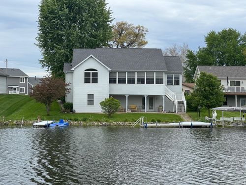 1728 Colonial Dr, Rochester, IN, 46975-8958 | Card Image