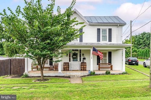 114 2nd St, SHENANDOAH, VA, 22849-1506 | Card Image