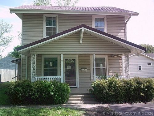 610 Canadian Ave, Vinita, OK, 74301-3614 | Card Image