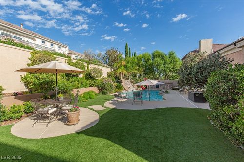 305 Round Stone Ct, Las Vegas, NV, 89145-8002 | Card Image