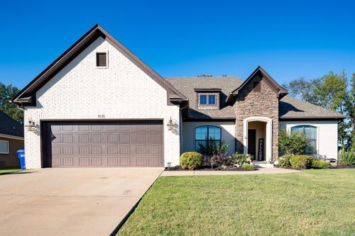5120 Trinity Crossing Dr, Conway, AR, 72034-7788 | Card Image