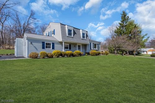1091 Cambridge Ln, Bridgewater, NJ, 08807-1214 | Card Image