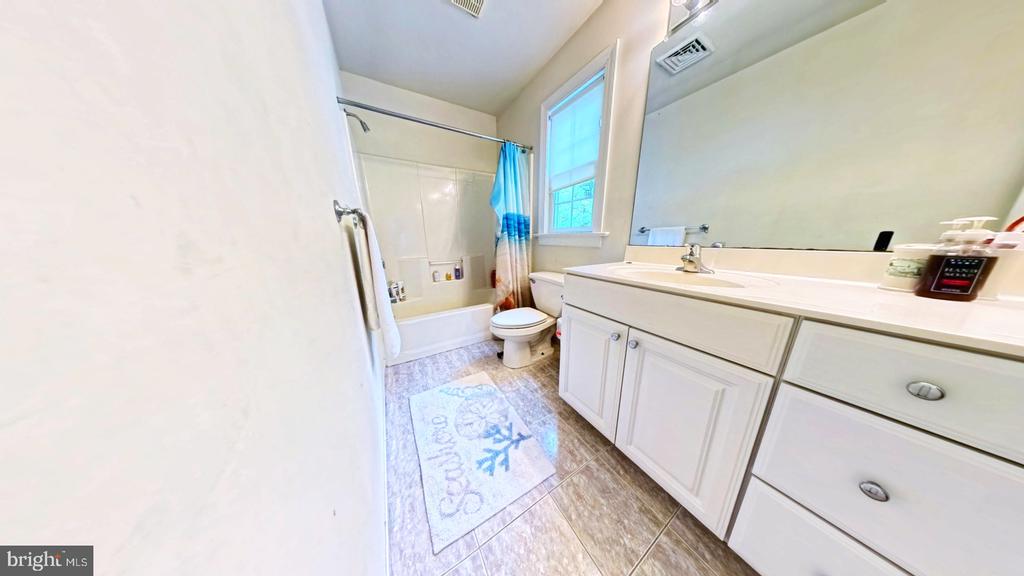 Residential in ABSECON 5