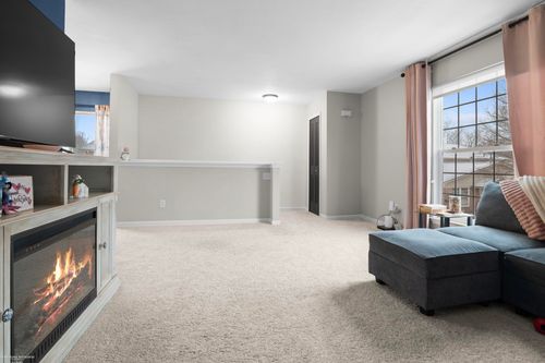 68397 Rosewood Ln, Richmond, MI, 48062-1462 | Card Image