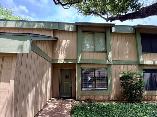 9611 Blue Creek Ln, Austin, TX, 78758-5803 | Card Image