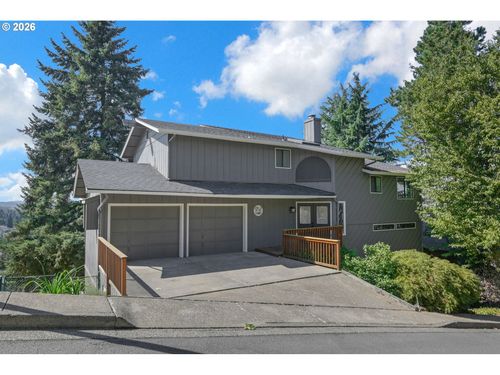 952 Summit Blvd, Springfield, OR, 97477-3767 | Card Image