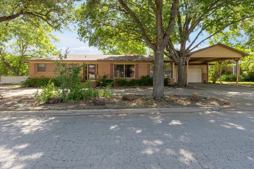 3601 Norton Dr, Richland Hills, TX, 76118-5518 | Card Image
