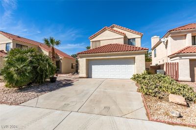 165 Coventry Drive, House other with 4 bedrooms, 2 bathrooms and null parking in Henderson NV | Image 2