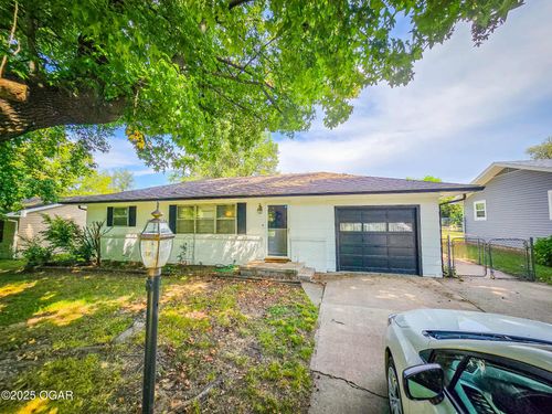 511 S Winfield Ave, Joplin, MO, 64801-3347 | Card Image