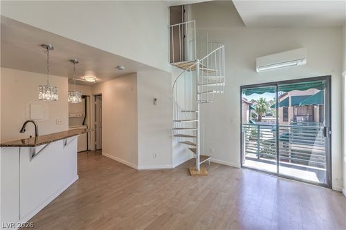 204-460 Elm Dr, Las Vegas, NV, 89169-3680 | Card Image