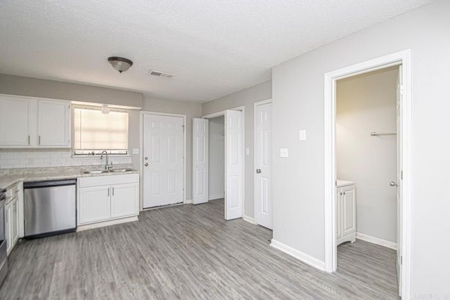 1800 Labette Manor Dr, Condo with 0 bedrooms, 0 bathrooms and null parking in Little Rock AR | Image 8