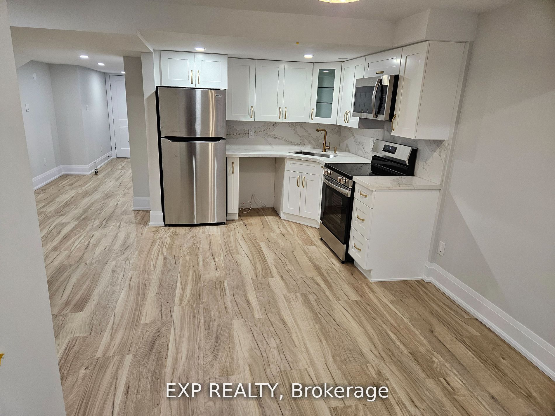 Residential Lease in Oakville 4