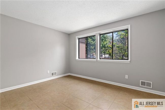 179 Hidden Ct, House other with 2 bedrooms, 2 bathrooms and null parking in Old Bridge NJ | Image 18