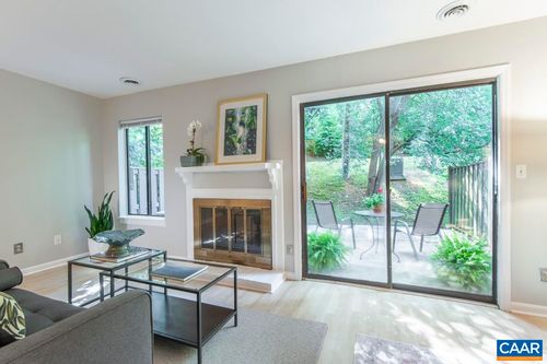 943 Southampton Dr, CHARLOTTESVILLE, VA, 22901-3766 | Card Image