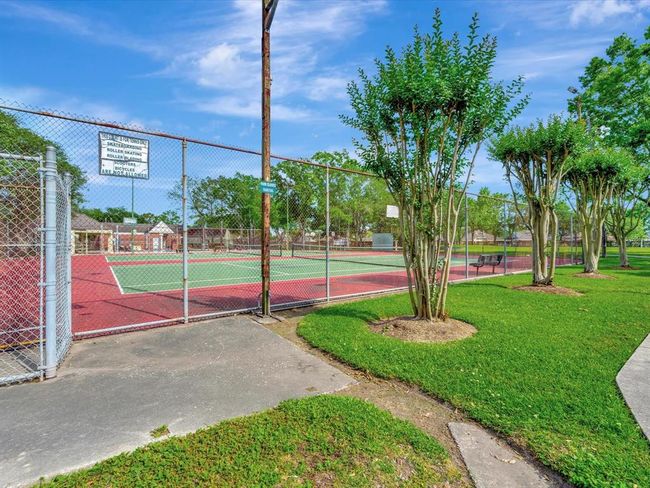 403 Elder Vista Dr, House other with 3 bedrooms, 2 bathrooms and 2 parking in Webster TX | Image 50