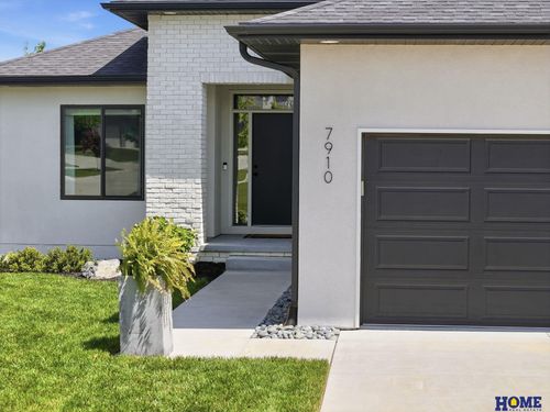 7910 S 66th Street, Lincoln, NE, 68516 | Card Image