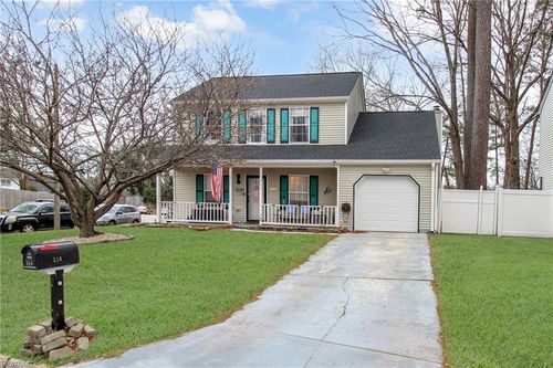 516 Elsie Dr, Newport News, VA, 23608-1100 | Card Image