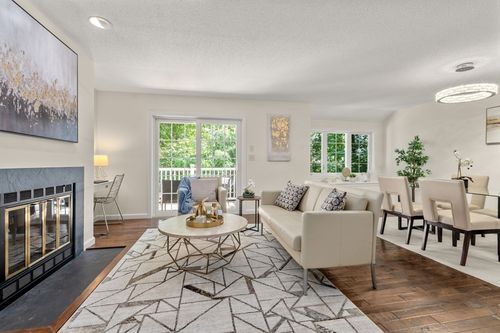 apt-26-160 Pine St, Auburndale, MA, 02466-1335 | Card Image