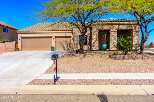 6265 S Eagles Roost Dr, Tucson, AZ, 85757-1632 | Card Image