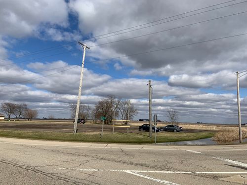 NE Corner Ne Corner Rte 251, Lostant, IL, 61334 | Card Image