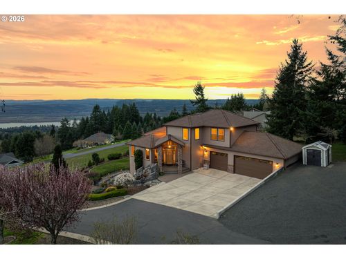 178 Discovery Dr, Kalama, WA, 98625-9406 | Card Image